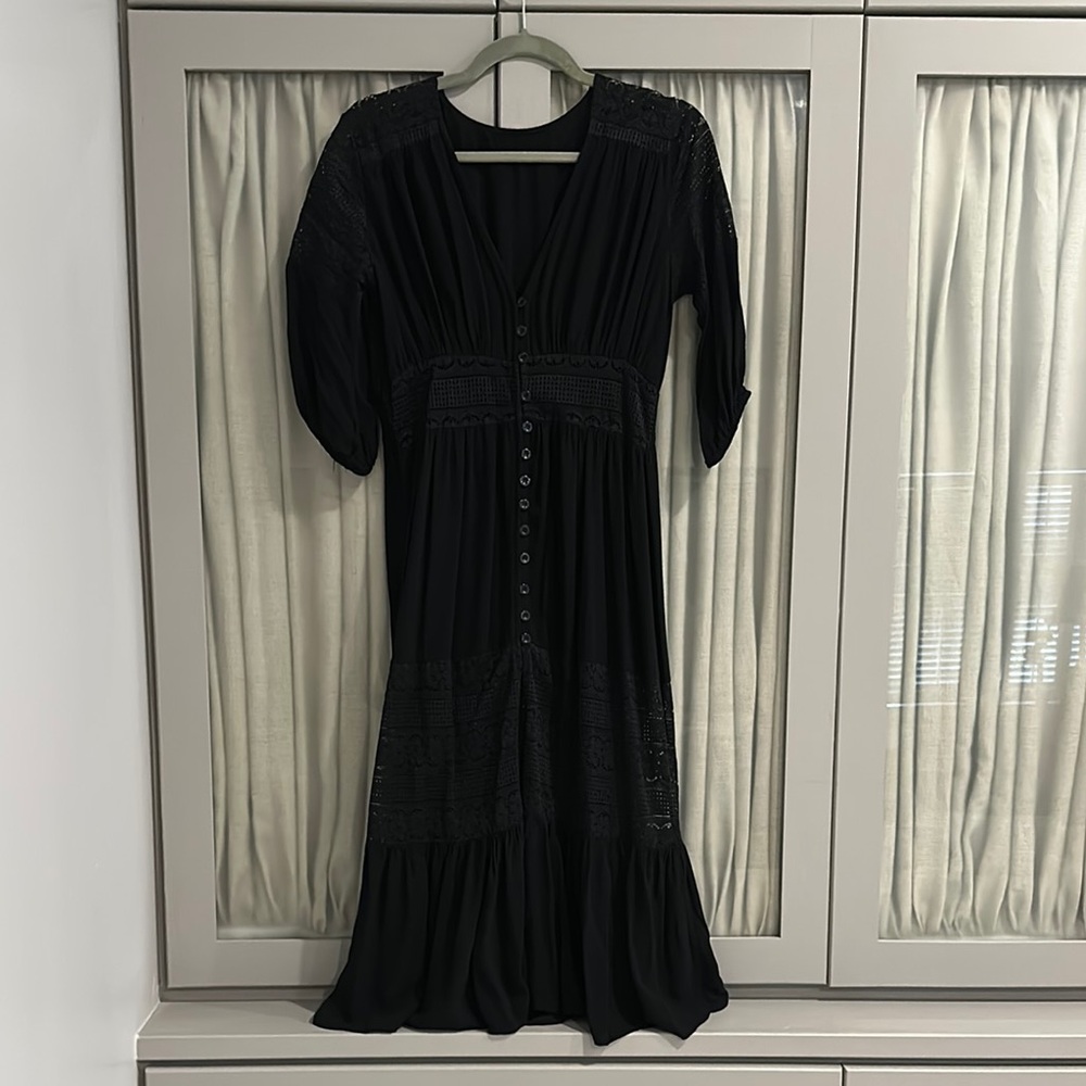 Elegant Black Midi Dress